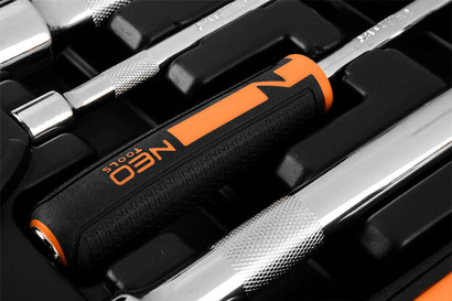 Zestaw kluczy nasadowych 1/2" i 1/4" 73 elementów Neo 10-054