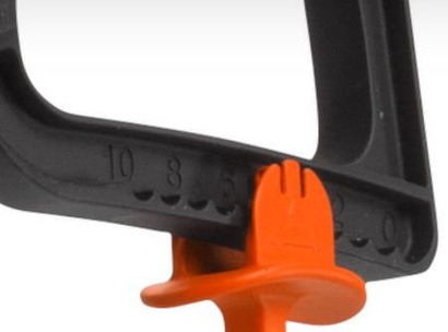 Siewnik uniwersalny Gardena L do nawozów o wydajności 400 m2 i pojemności 12.5 L 00432-20