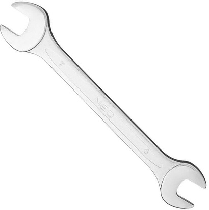 Klucz płaski dwustronny ze stali CrV o rozmiarze 6 x 7 mm Neo 09-806