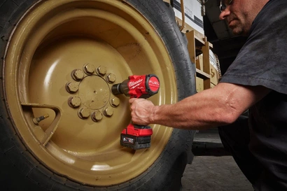 Klucz udarowy akumulatorowy 18V M18 FHIW2F12-0X Milwaukee + walizka