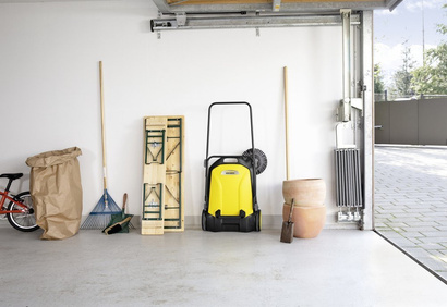 KARCHER ZAMIATARKA S4