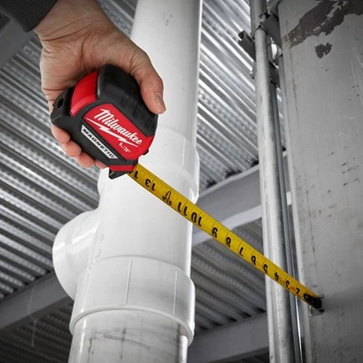 MILWAUKEE MIARA ZWIJANA STALOWA 10 M/27 MM MAGNES