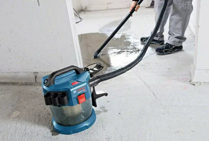 Odkurzacz akumulatorowy do pracy na mokro i sucho GAS 18V-10 L Bosch Professional