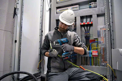 Opalarka akumulatorowa Bosch Professional GHG 18V-50 + dysze