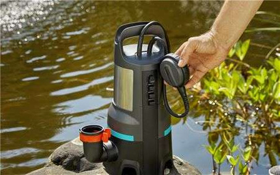 Pompa zanurzeniowa elektryczna do brudnej wody Gardena o mocy 1100 W 09046-20