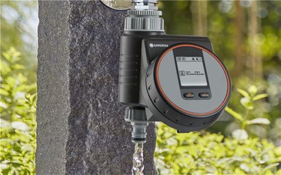Sterownik bateryjny do nawadniania ogrodu Gardena Flex do kranów 3/4" i 1" 1890-29