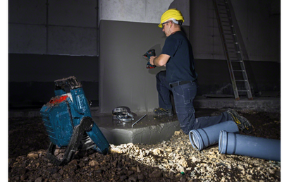 Bosch lampa latarka akumulatorowa LED Bosch Professional GLI 18V-2200 C body korpus