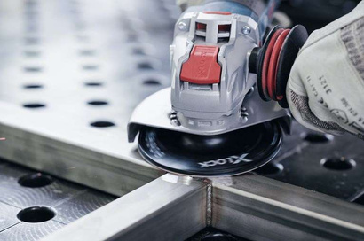 BOSCH KRĄŻEK FIBROWY DO SZLIFOWANIA 125MM GR. 36