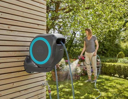 Bęben naścienny zwijacz Gardena RollUp S wąż 15 m