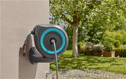 Bęben naścienny na wąż z automatycznym zwijaczem Gardena RollUp M 20 m 18610-20