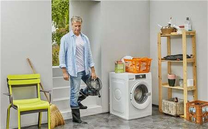 Pompa zanurzeniowa elektryczna do czystej wody Gardena o mocy 300 W 9032-20