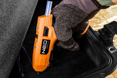 Pistolet akumulatorowy 4V do kleju Neo Tools 17-083