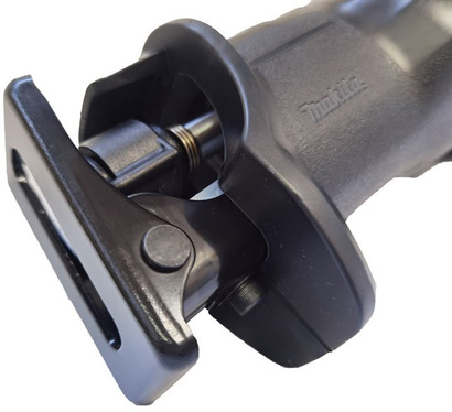 Piła szablasta posuwowa z regulacją skoków o mocy 1200 W z walizką i brzeszczotami Makita JR3051TK