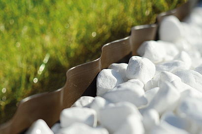 Obrzeże ogrodowe do trawników brązowe 15cm x 9m Cellfast 30-012H