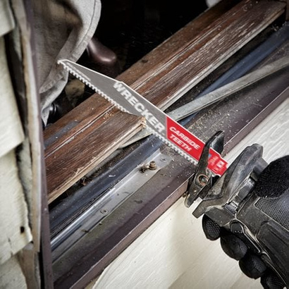 Brzeszczot do cięcia w różnych materiałach z węglikiem WRECKER™ 230 mm 1 sztuka Milwaukee 48005242