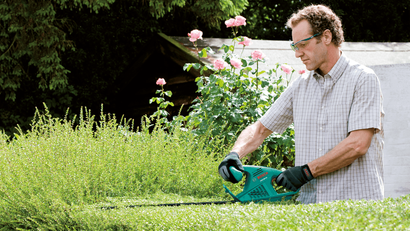 Nożyce elektryczne do żywopłotu o mocy 420 W 450mm Bosch EasyHedgeCut 45