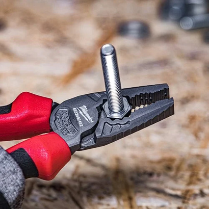 Szczypce uniwersalne 180 mm Milwaukee 4932492462