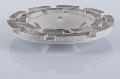 Tarcza diamentowa garnkowa do betonu Bosch o średnicy 125 mm