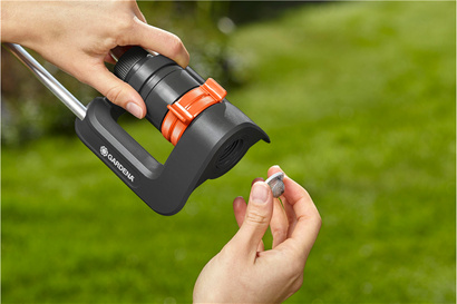 Zraszacz wahadłowy Gardena Aqua L do powierzchni 280 m2 18704-20