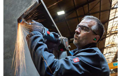 Szlifierka prosta akumulatorowa bezszczotkowa 18V GGS 18V-23 LC Bosch Professional + walizka L-BOXX 136