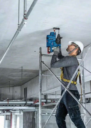 Młot udarowo-obrotowy akumulatorowy z silnikiem bezszczotkowym Bosch Professional GBH 187-LI body