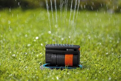 Zraszacz wynurzalny wahadłowy OS 140 Gardena do powierzchni 140 m2 8223-20