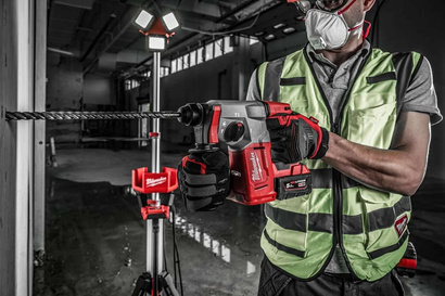 Młotowiertarka akumulatorowa 18V z energią udaru 2.3 J SDS-Plus Milwaukee