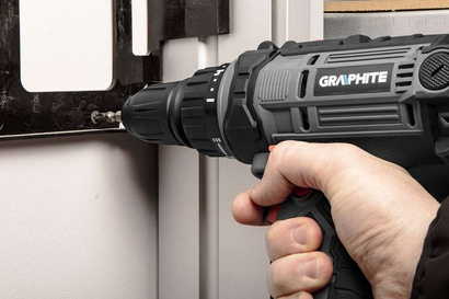 Wkrętarka sieciowa o mocy 300W Graphite 58G793