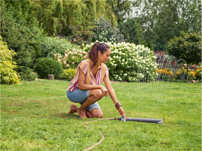 Zraszacz wahadłowy Gardena AquaZoom S do powierzchni 150 m2 18710-20