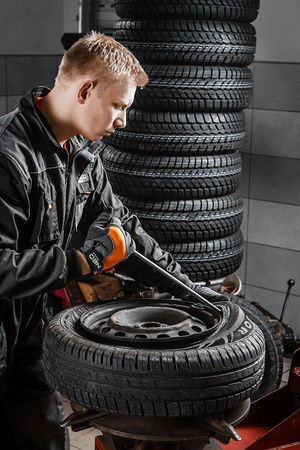 Łyżka do opon ze stali CrV o rozmiarze 27 x 400 mm Neo 11-111