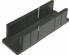 Skrzynka uciosowa plastikowa do docinania listew o wymiarze 220 x 45 x 55 mm Topex 10A822